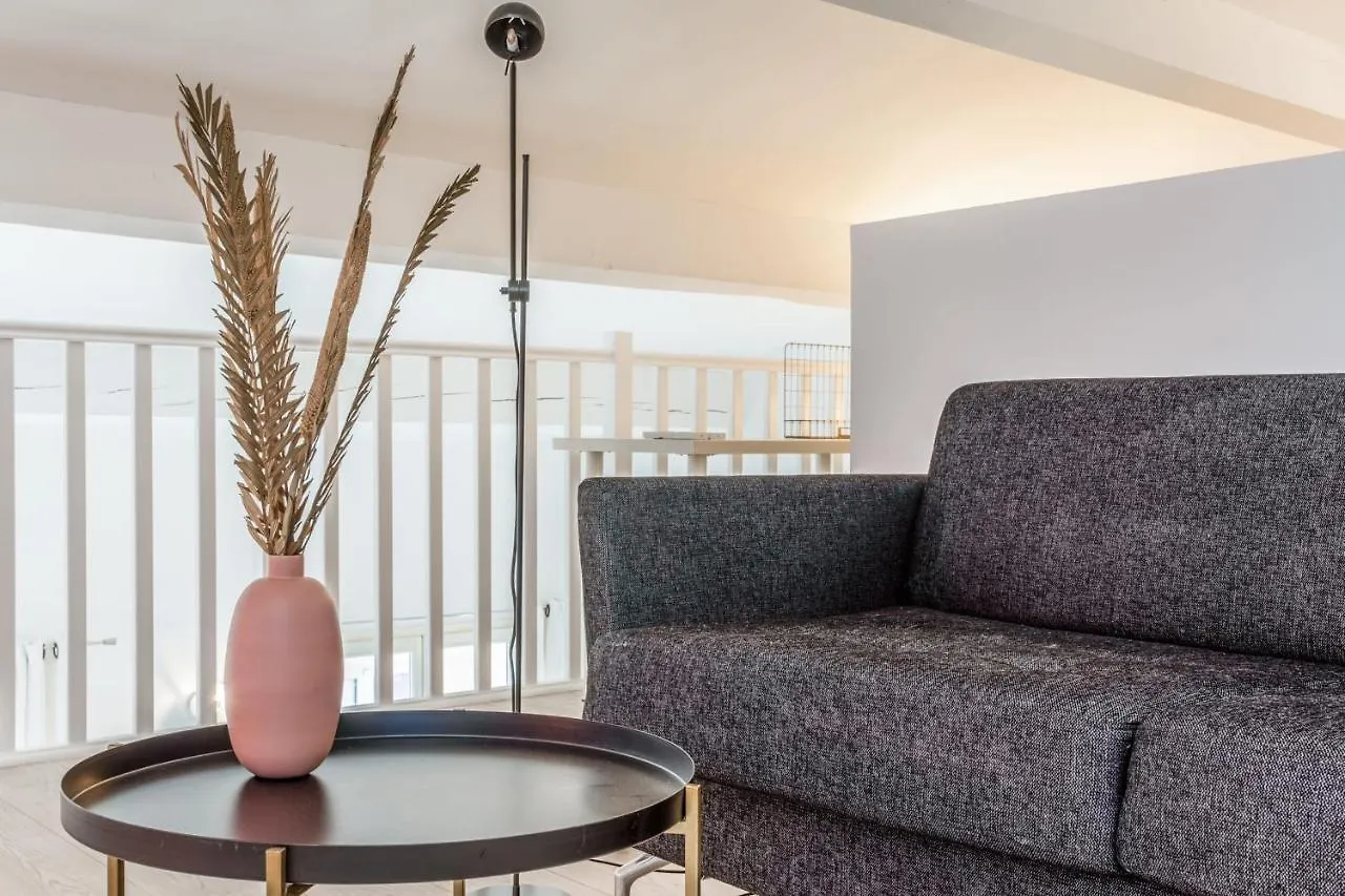 Apartment Appartement Cezanne - Welkeys Aix-en-Provence France